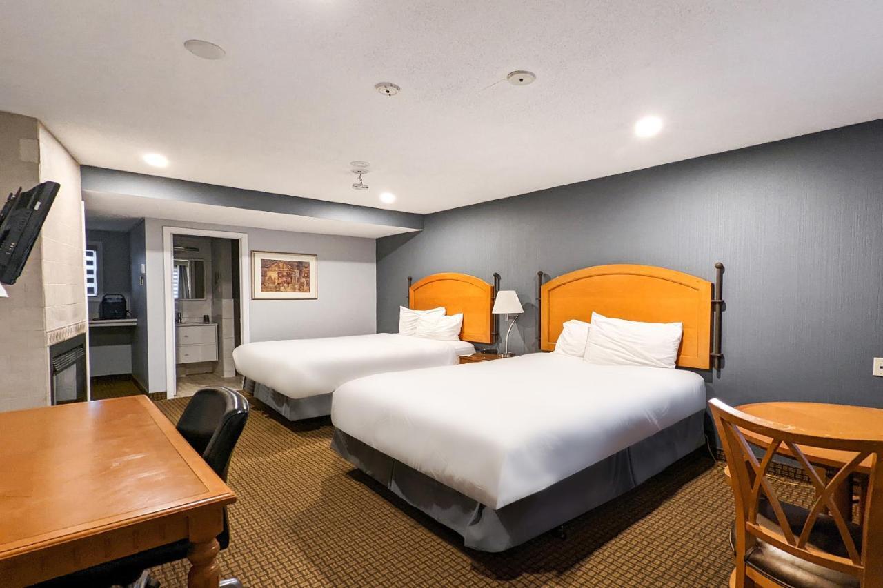 First Canada Hotel Cornwall Hwy 401 On Exteriör bild